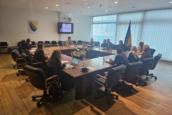 Колегиј Секретаријата и државни службеници Парламентарне скупштине БиХ примили у посјету особље Стручне службе Скупштине Брчко дистрикта БиХ